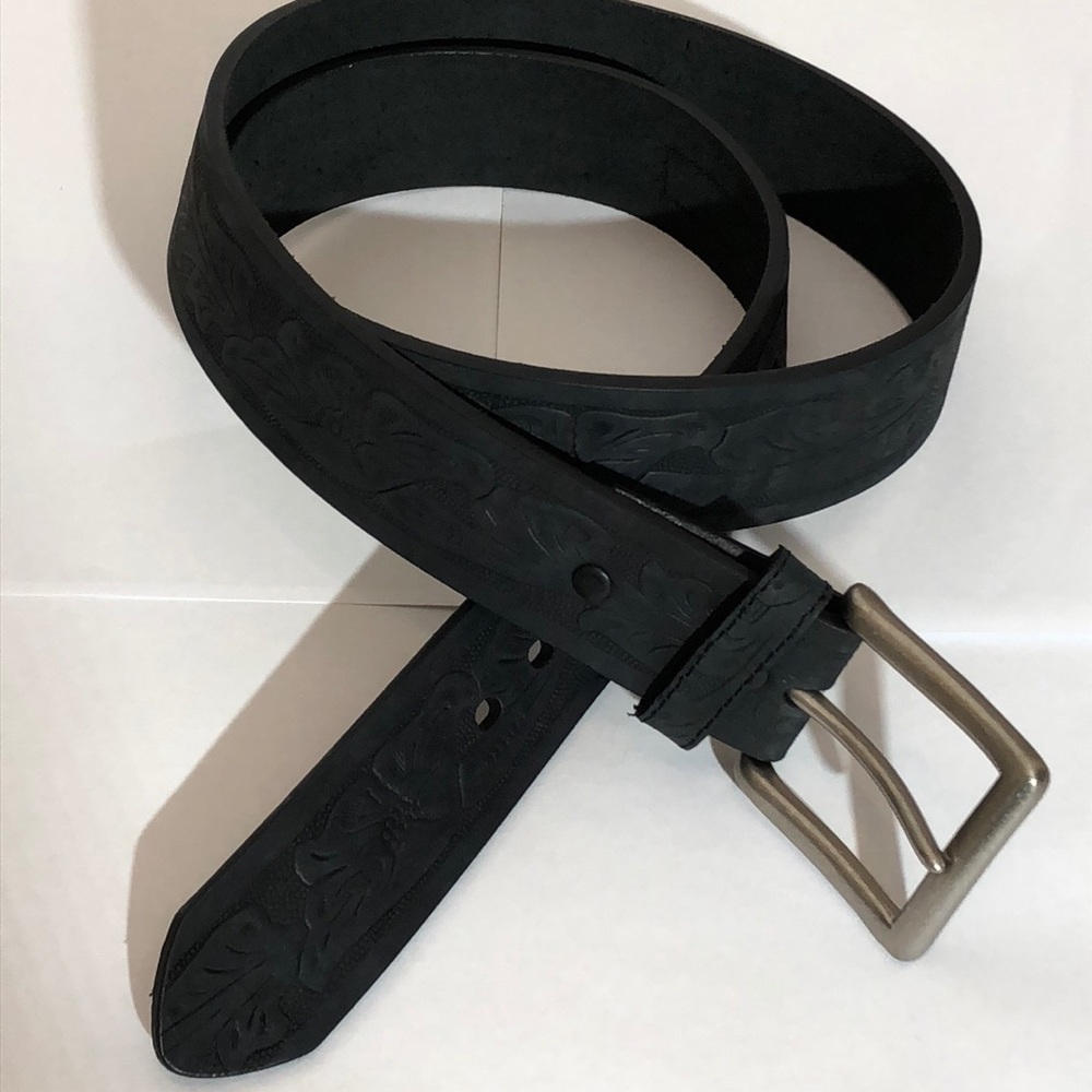 Wrangler Tooled Black Leather Belt